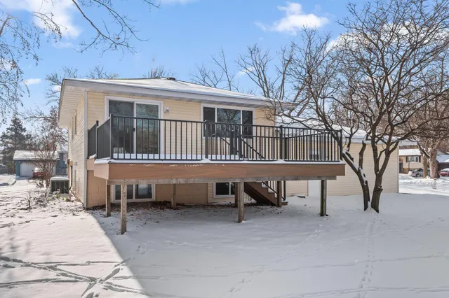 $364,900 | 2200 74th Avenue North, Brooklyn Park, MN 55444