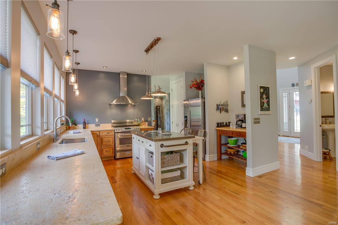 9531 Sappington Road St. Louis, MO 63126 - Photo 15 of 60 Gallery Image 15