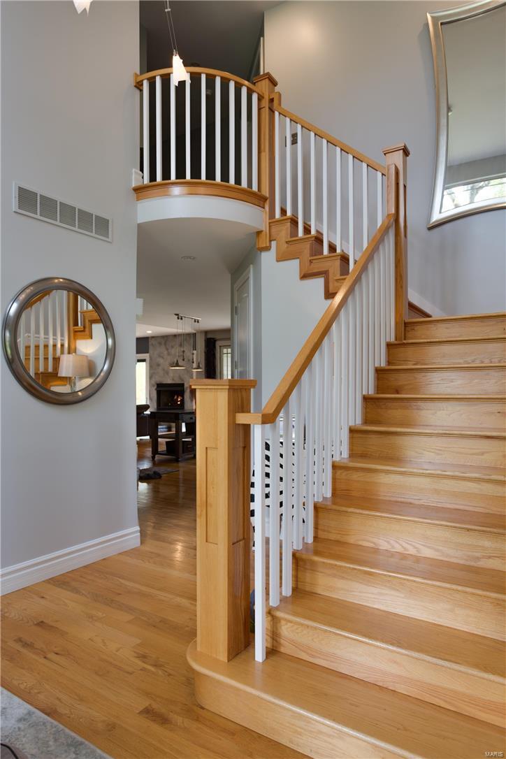 9531 Sappington Road St. Louis, MO 63126 - Photo 3 of 60 Gallery Image 3