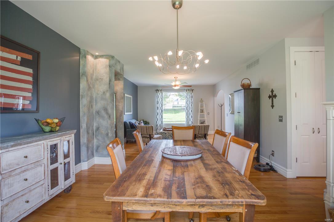9531 Sappington Road St. Louis, MO 63126 - Photo 9 of 60 Gallery Image 9