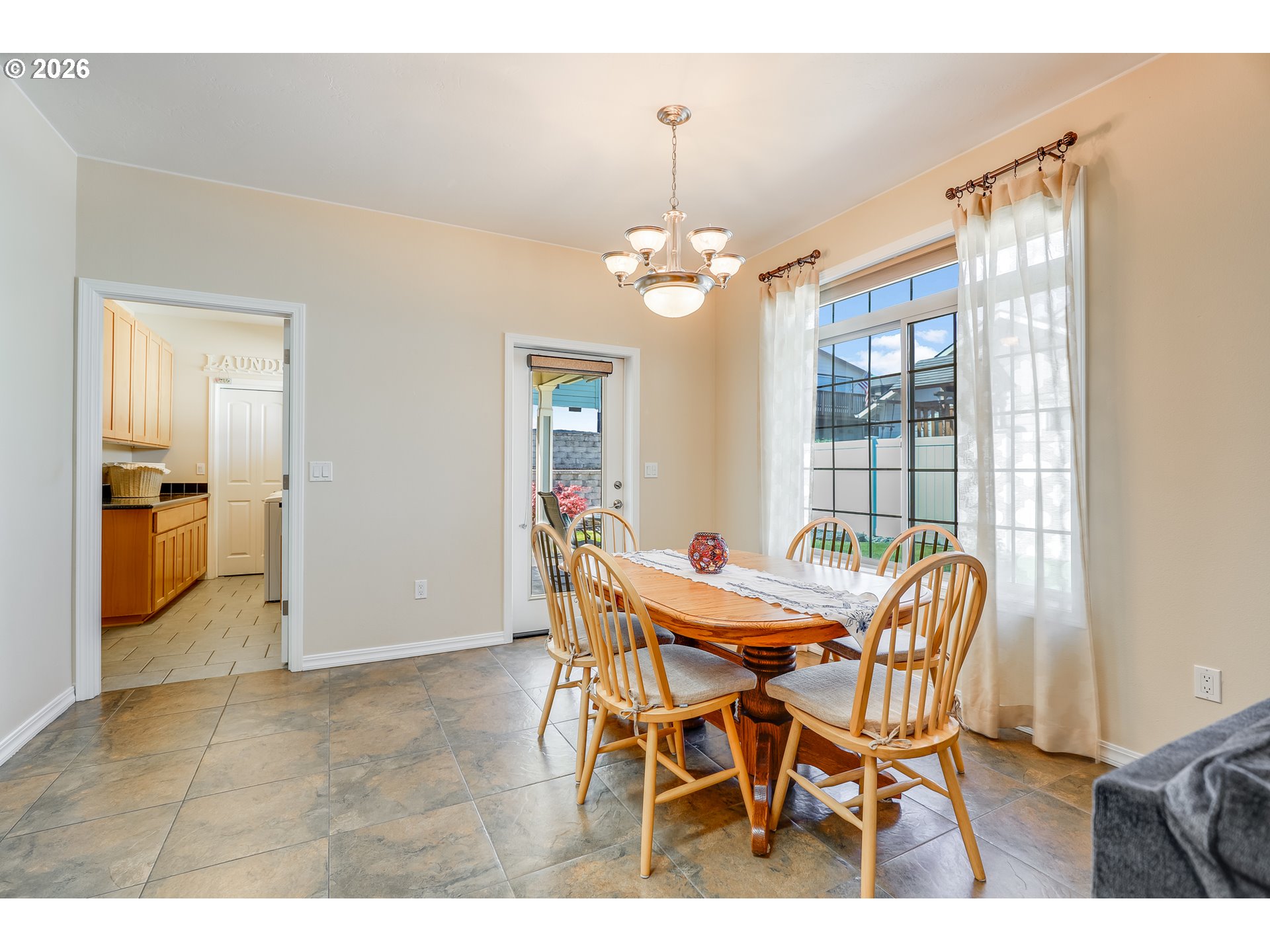 1901 Golden Way The Dalles, OR 97058 - Photo 20 of 48 a dining room with furniture and window