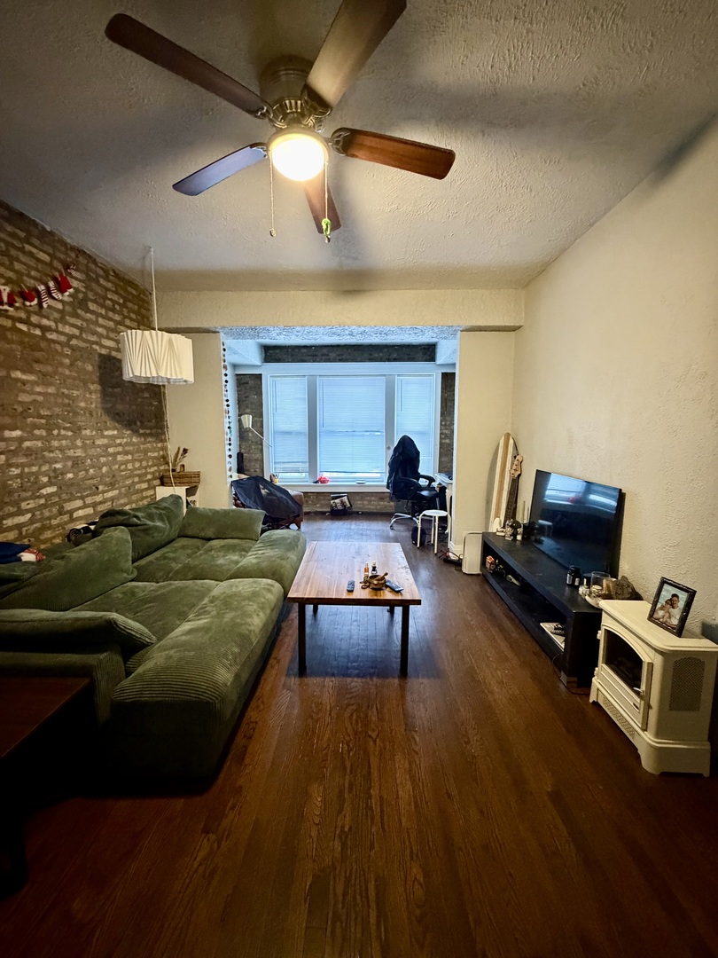 713 West Barry Avenue, Unit N1 Chicago, IL 60657 - Photo 12 of 18