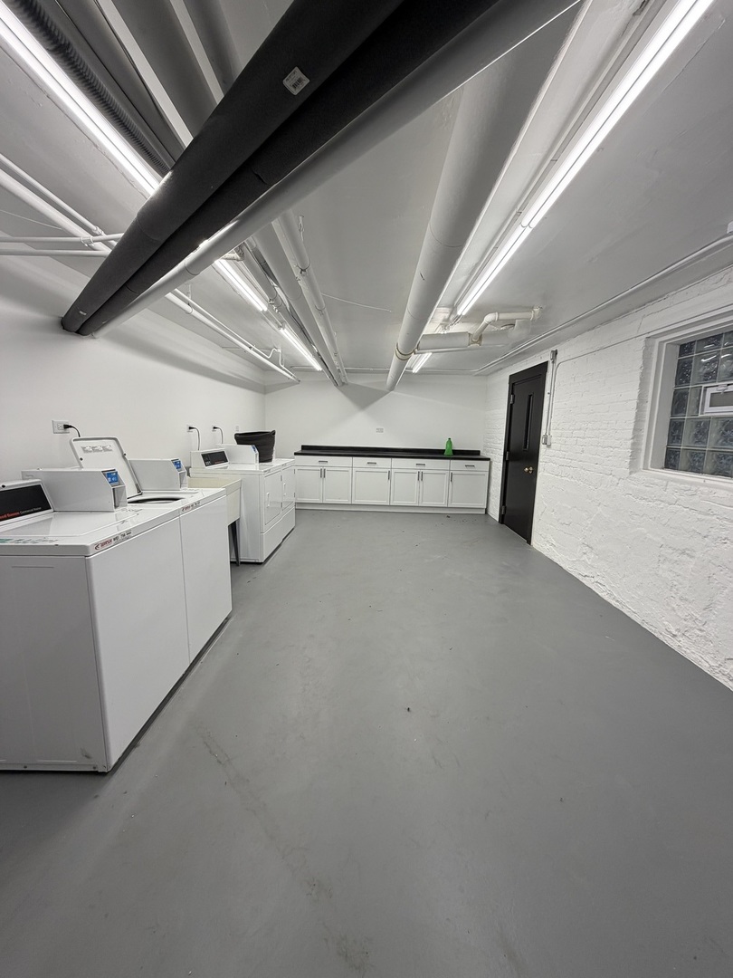 713 West Barry Avenue, Unit N1 Chicago, IL 60657 - Photo 17 of 18