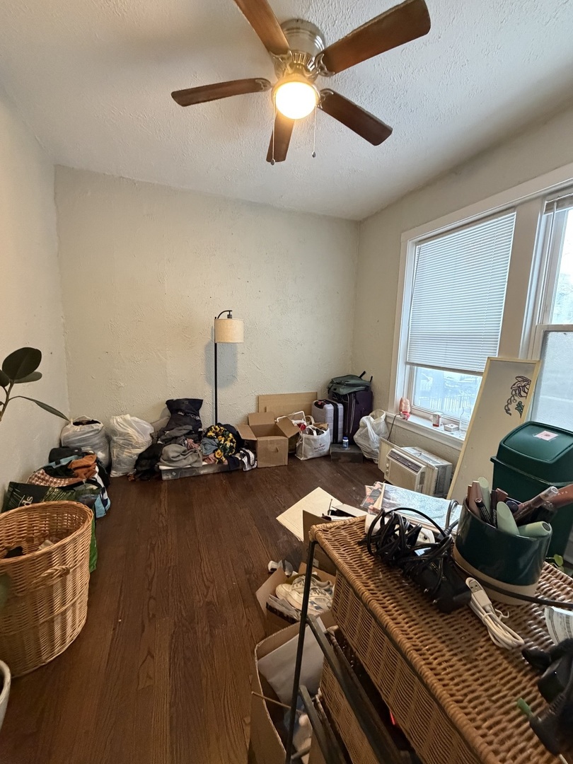 713 West Barry Avenue, Unit N1 Chicago, IL 60657 - Photo 8 of 18