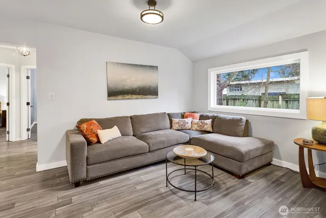 $415,000 | 1801 South 6th Street, Mount Vernon, WA 98273