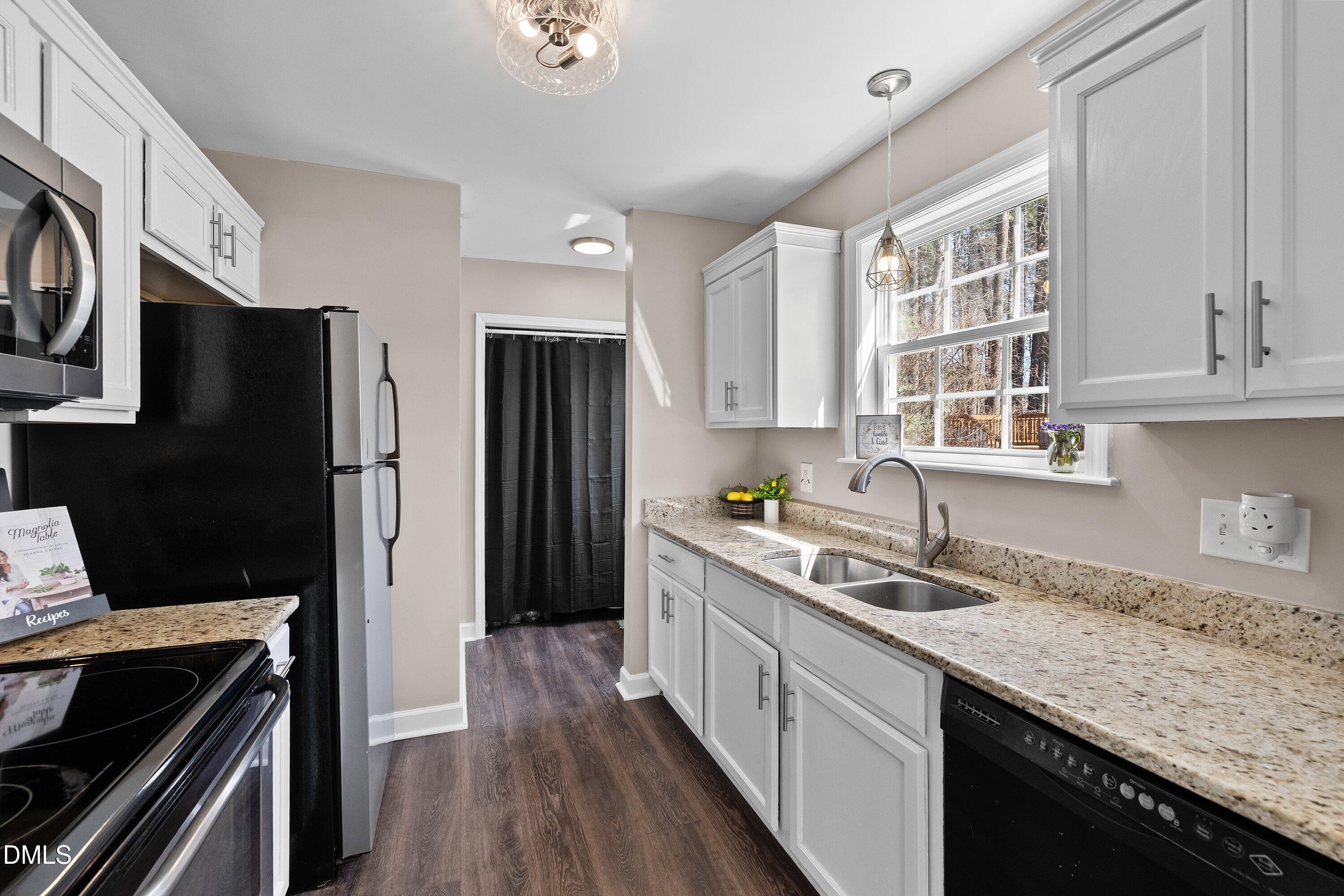 3825 Lodgepole Lane Raleigh, NC 27616 - Photo 14 of 40 16-3825 Lodgepole_8792