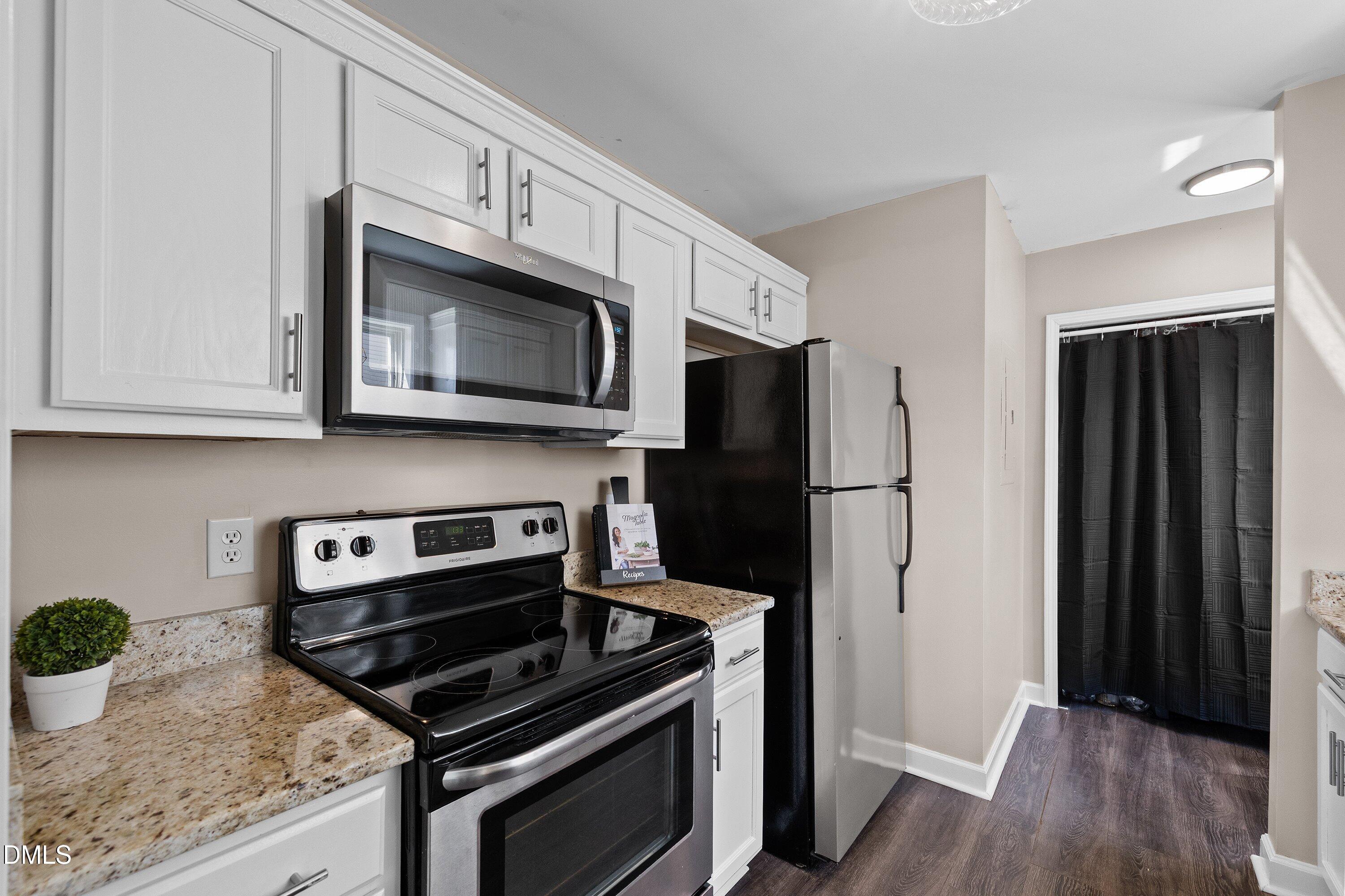 3825 Lodgepole Lane Raleigh, NC 27616 - Photo 15 of 40 17-3825 Lodgepole_8797