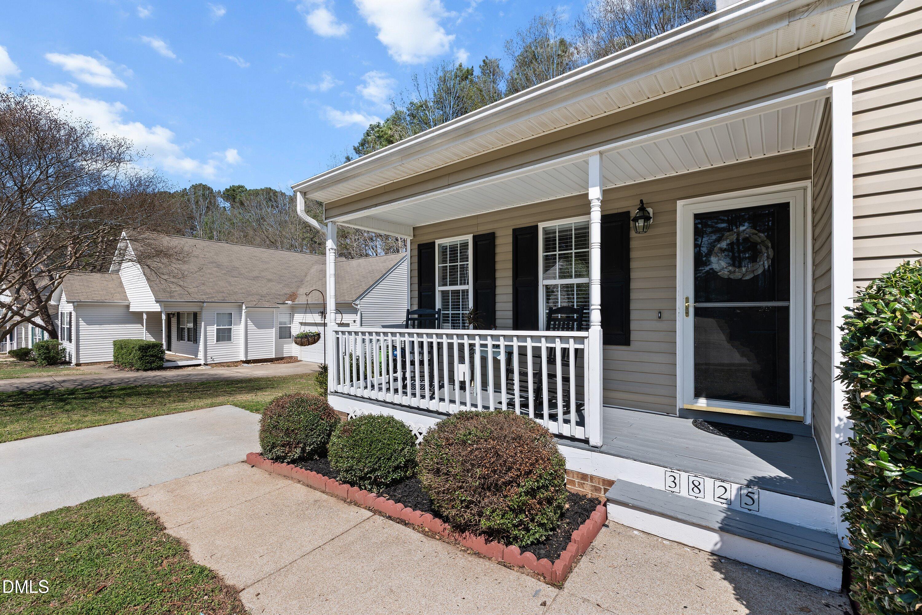 3825 Lodgepole Lane Raleigh, NC 27616 - Photo 3 of 40 04-3825 Lodgepole_8878