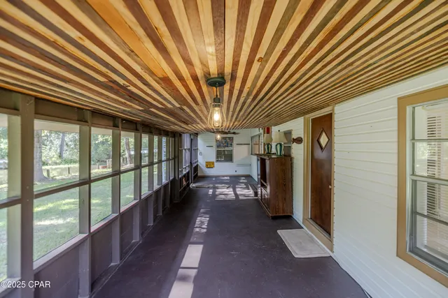 $295,000 | 151 Swamp Haven Road, Vernon, FL 32462