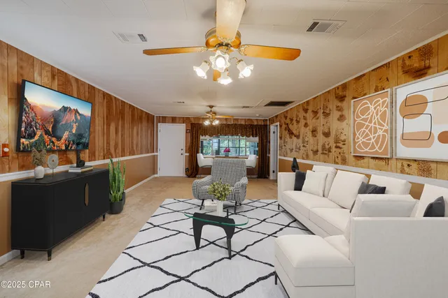 $295,000 | 151 Swamp Haven Road, Vernon, FL 32462