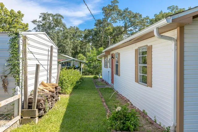 $295,000 | 151 Swamp Haven Road, Vernon, FL 32462