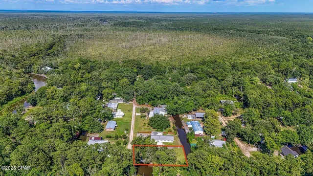 $295,000 | 151 Swamp Haven Road, Vernon, FL 32462