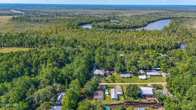 $295,000 | 151 Swamp Haven Road, Vernon, FL 32462