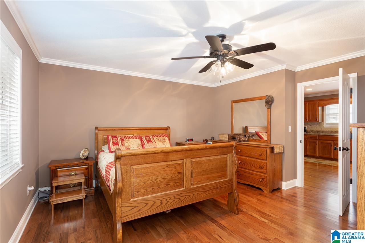 222 20th Street Oneonta, AL 35121 - Photo 20 of 38