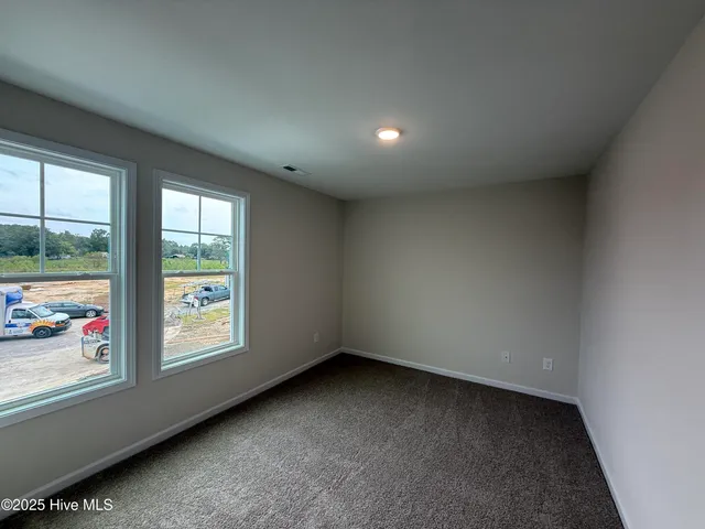 $349,950 | 40 East Emily Gardens Drive, Selma, NC 27576