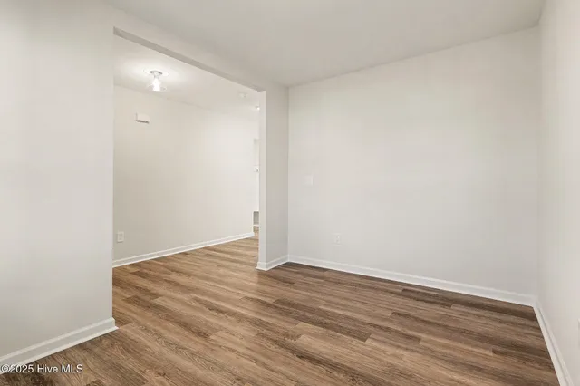 $349,950 | 40 East Emily Gardens Drive, Selma, NC 27576