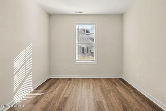 $349,950 | 40 East Emily Gardens Drive, Selma, NC 27576