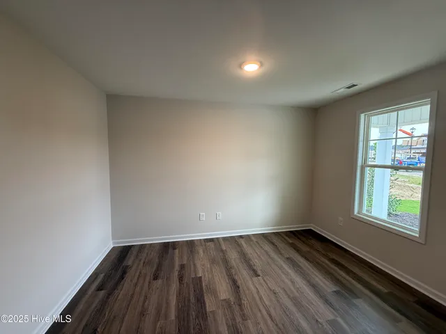 $349,950 | 40 East Emily Gardens Drive, Selma, NC 27576