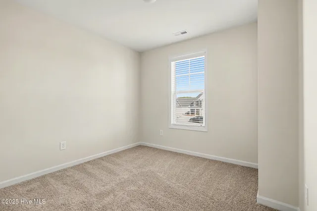 $349,950 | 40 East Emily Gardens Drive, Selma, NC 27576