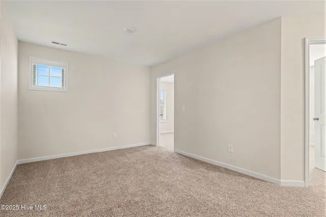 $349,950 | 40 East Emily Gardens Drive, Selma, NC 27576