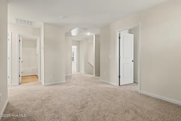 $349,995 | 40 East Emily Gardens Drive, Selma, NC 27576