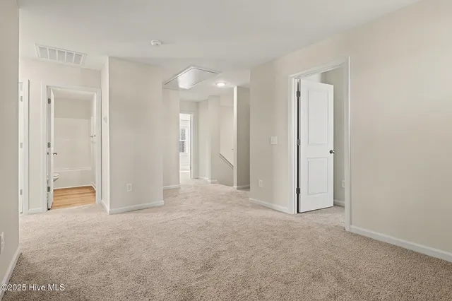 $349,950 | 40 East Emily Gardens Drive, Selma, NC 27576