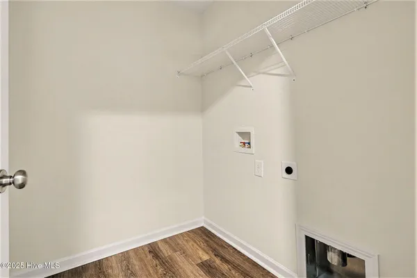 $349,995 | 40 East Emily Gardens Drive, Selma, NC 27576