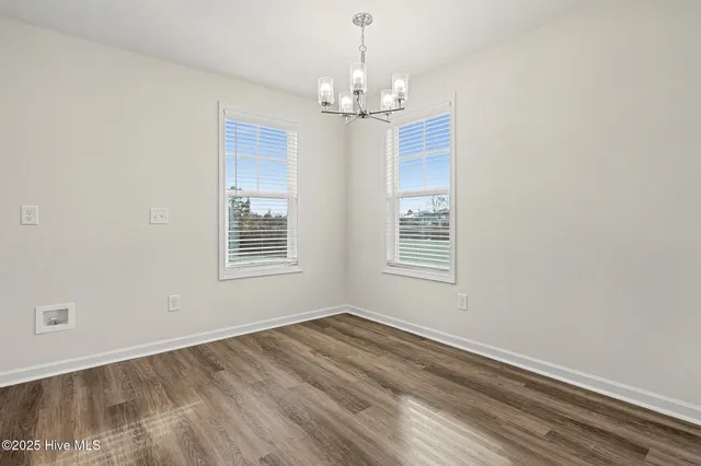 $349,950 | 40 East Emily Gardens Drive, Selma, NC 27576