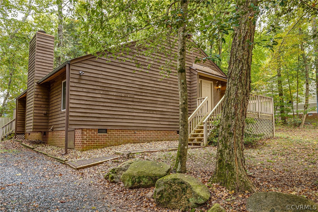 a backyard of a house