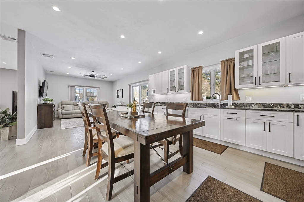 86 Lynn Fells Parkway Saugus, MA 01906 - Photo 13 of 42