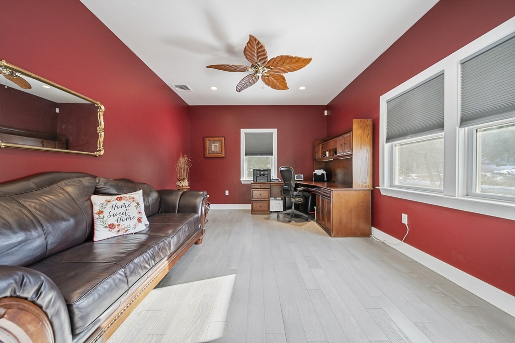 86 Lynn Fells Parkway Saugus, MA 01906 - Photo 18 of 42