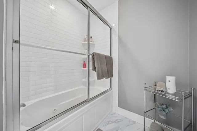 $999,500 | 86 Lynn Fells Parkway, Saugus, MA 01906