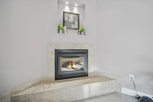 $999,500 | 86 Lynn Fells Parkway, Saugus, MA 01906