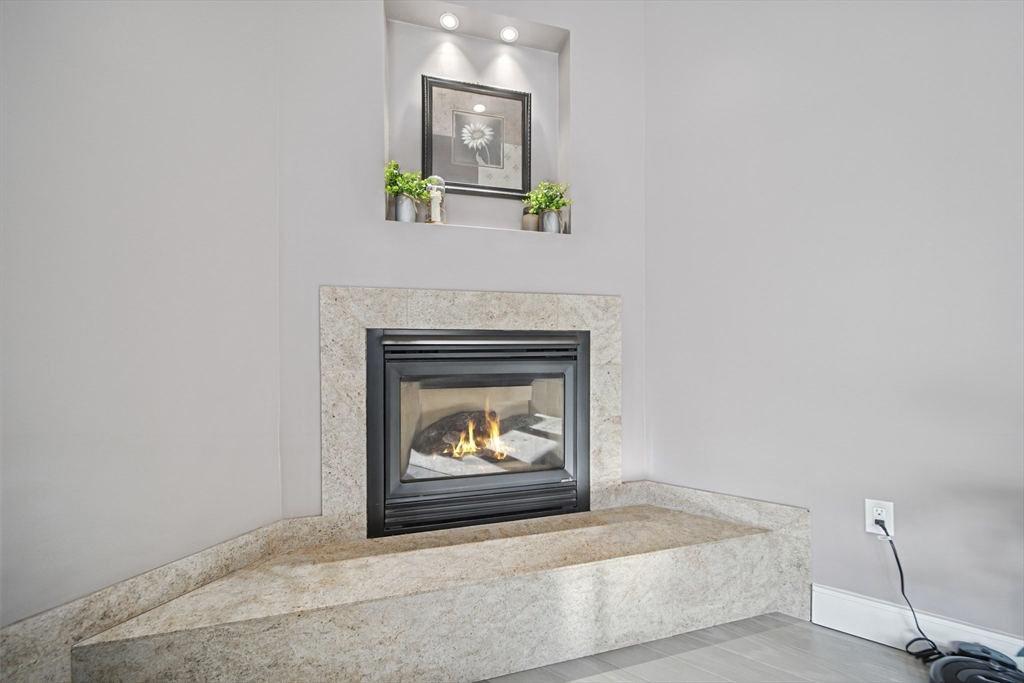 86 Lynn Fells Parkway Saugus, MA 01906 - Photo 8 of 42