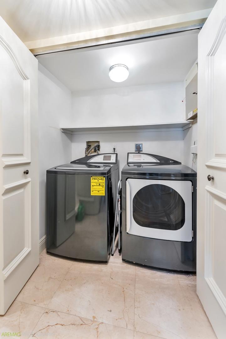 120 Southeast 5th Avenue, Unit 131 Boca Raton, FL 33432 - Photo 27 of 43 Washer & Dryer