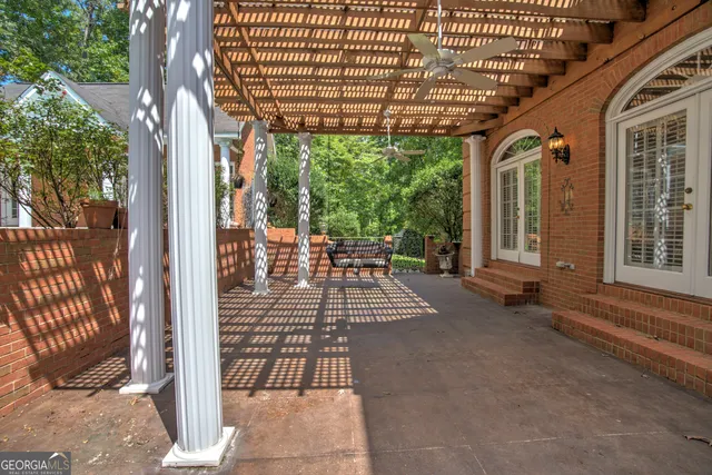 $750,000 | 15 Ladonna Place Southwest, Rome, GA 30165