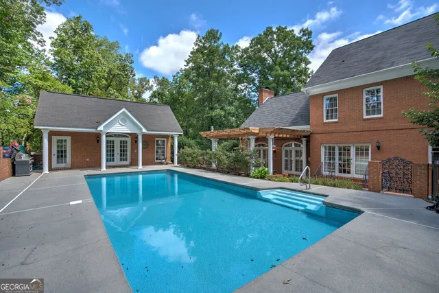 $750,000 | 15 Ladonna Place Southwest, Rome, GA 30165