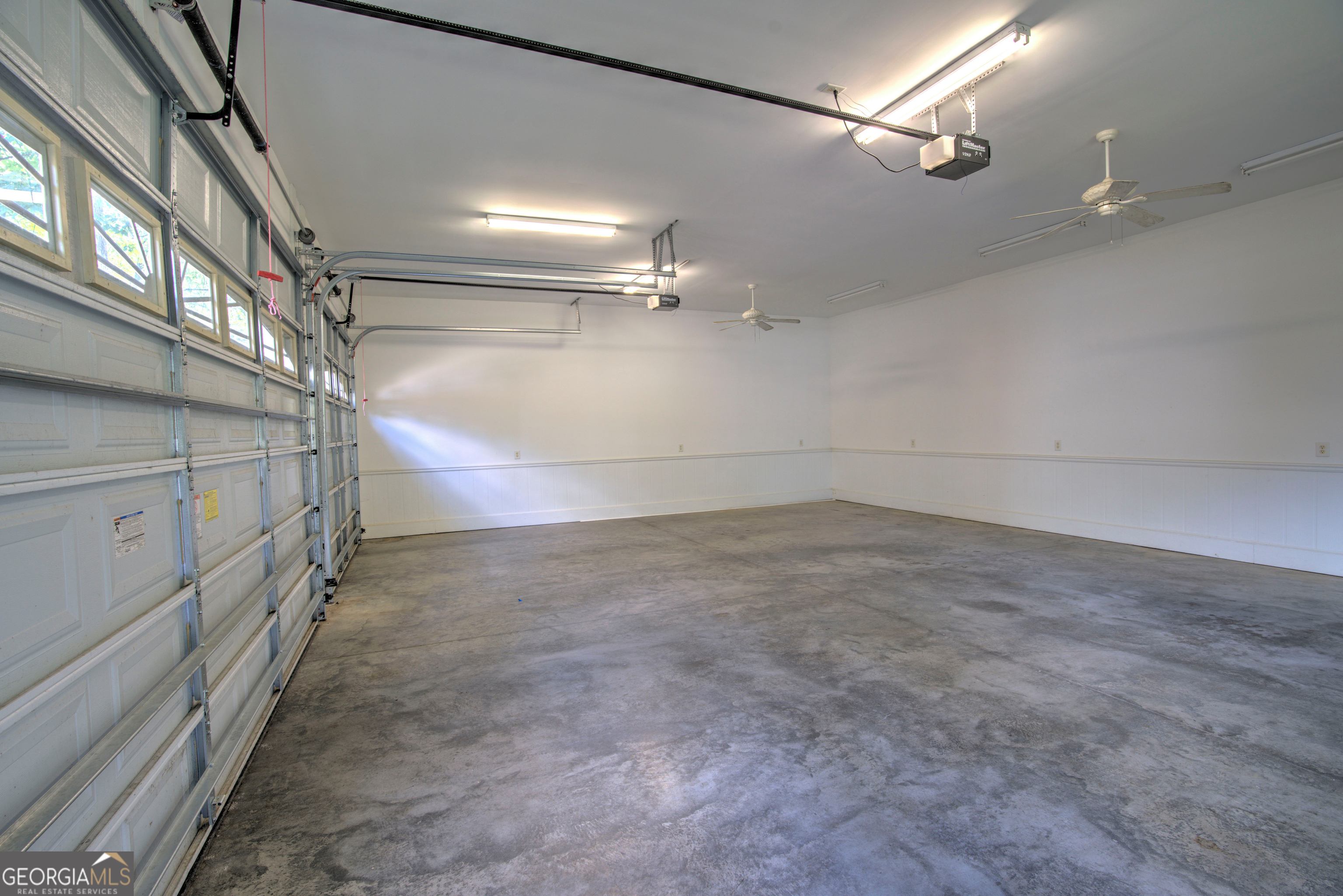 15 Ladonna Place Southwest Rome, GA 30165 - Photo 61 of 70 a view of a indoor garage