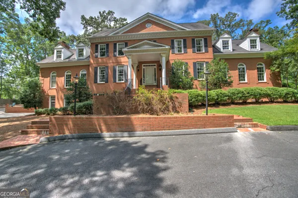 $750,000 | 15 Ladonna Place Southwest, Rome, GA 30165