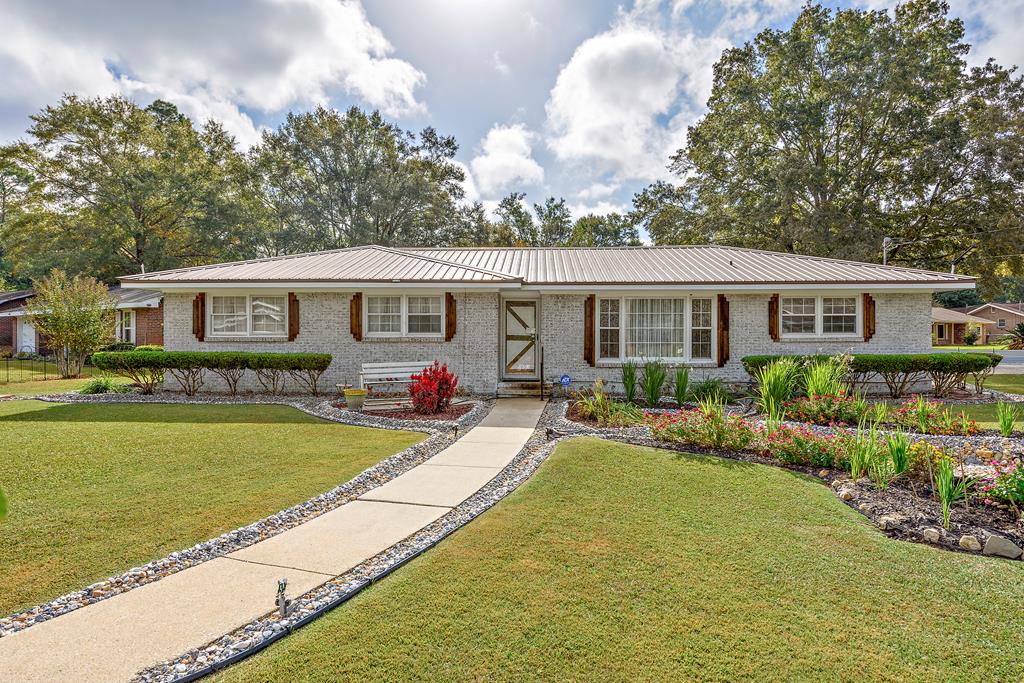 500 Ranchero Circle Dothan, AL 36301 - Photo 1 of 44 Main View