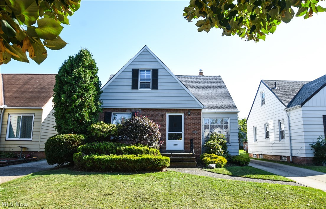 4190 Verona Road Cleveland, OH 44121 - Photo 1 of 29
