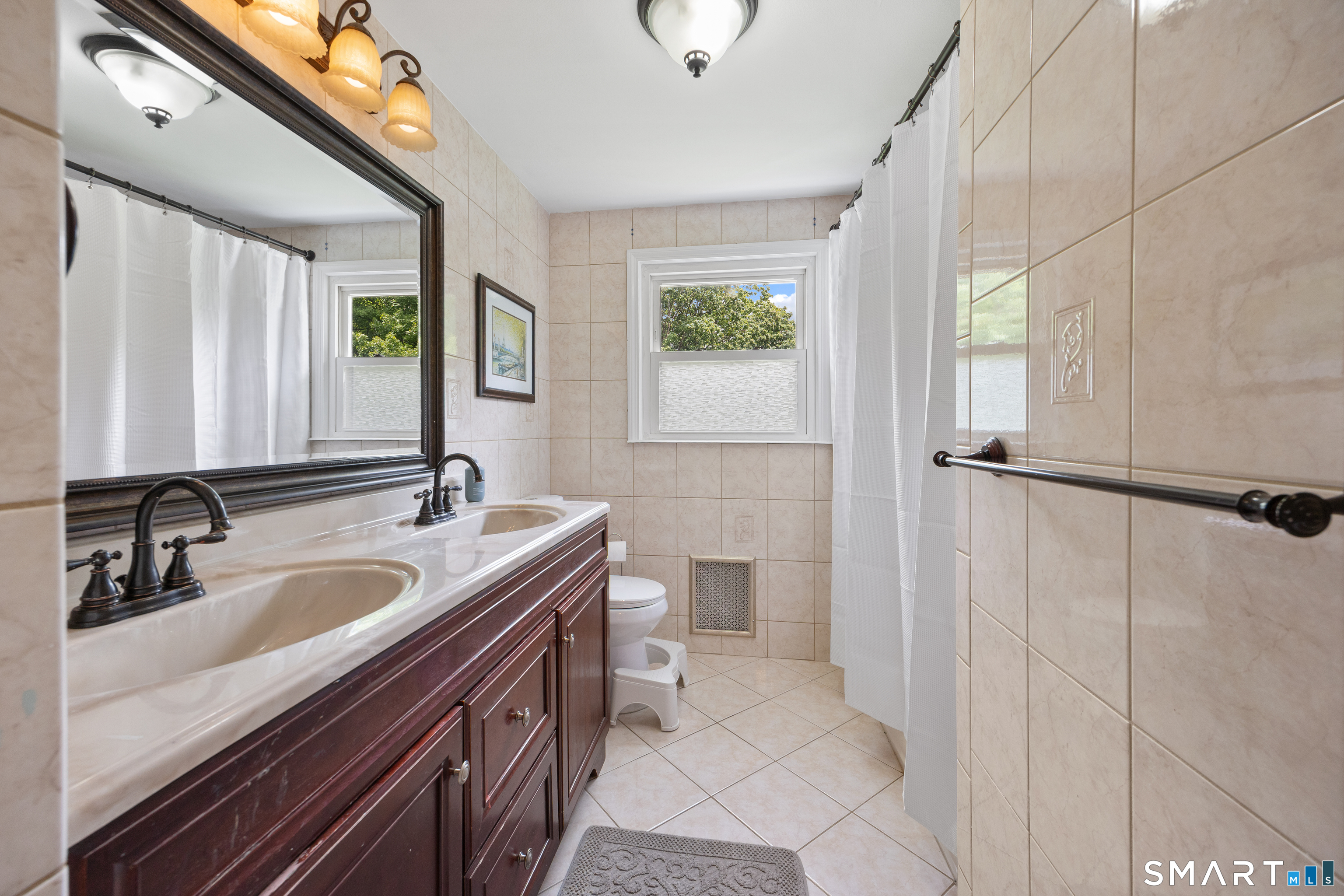 112 Joy Road Middlebury, CT 06762 - Photo 19 of 25 Gallery Image 19