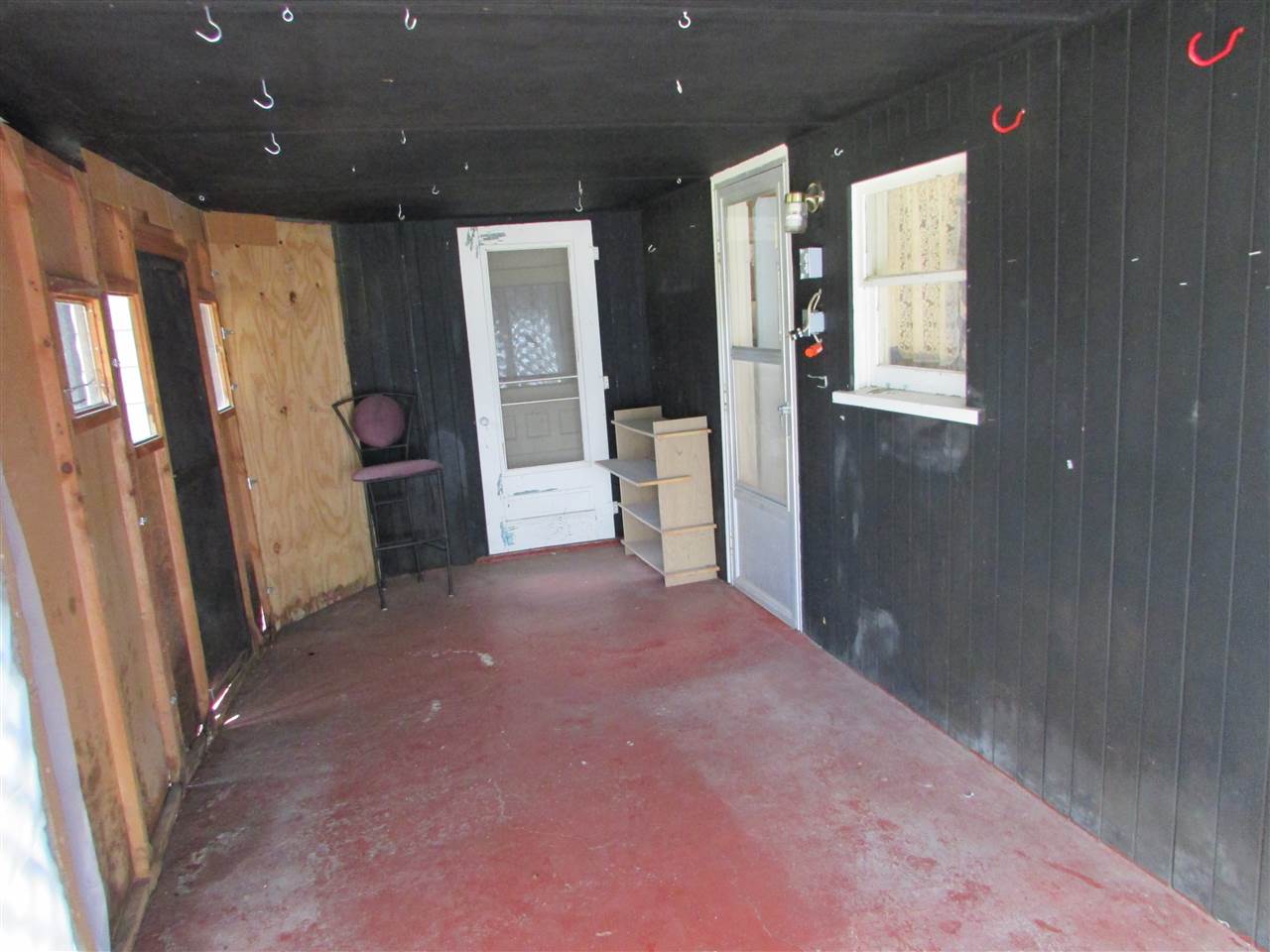 160 North 3rd Street Blanchard, MI 49310 - Photo 28 of 49 1819646-27.JPG