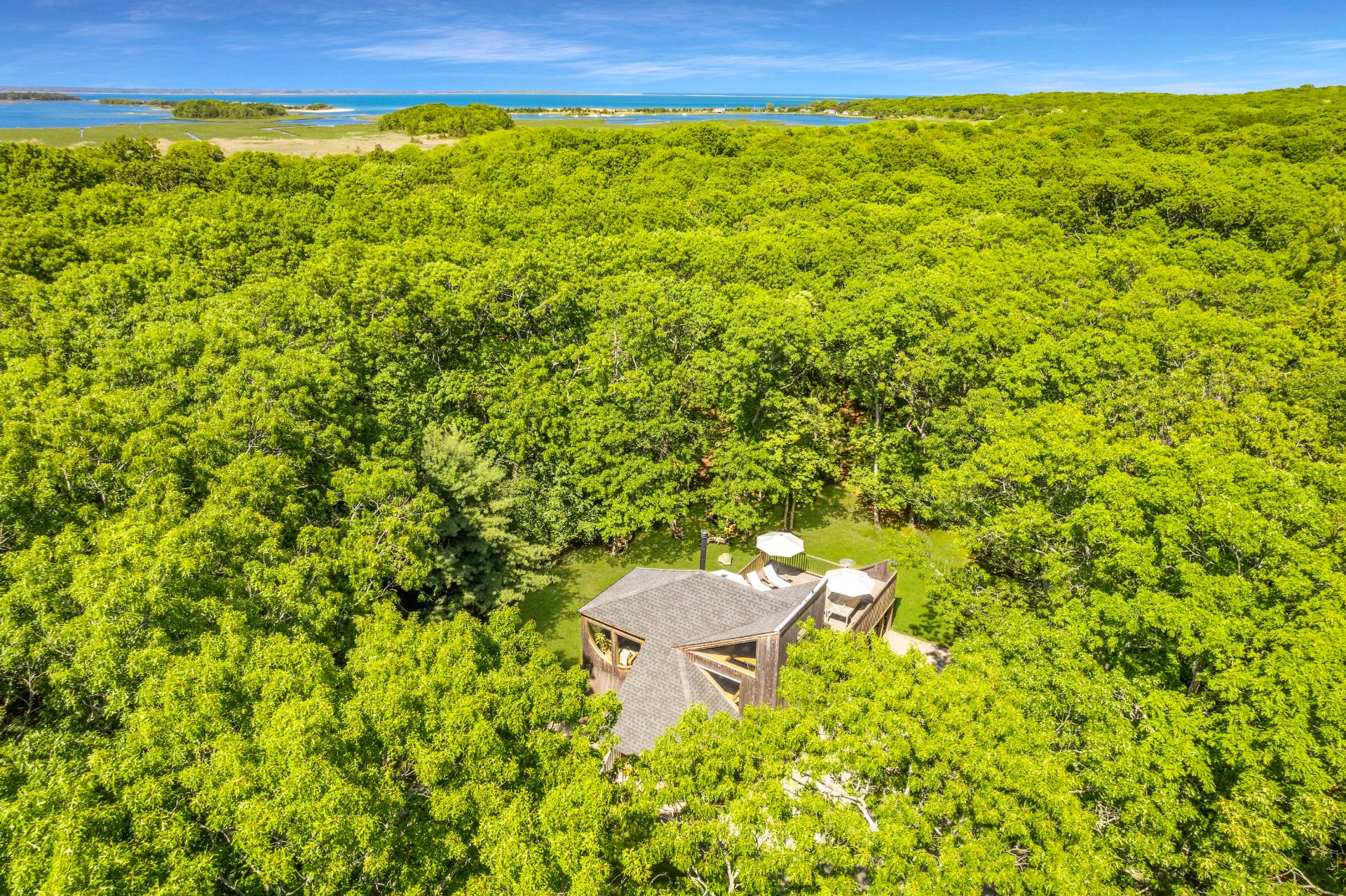 23 Neck Path East Hampton, NY 11937 - Photo 25 of 33 a view of a yard