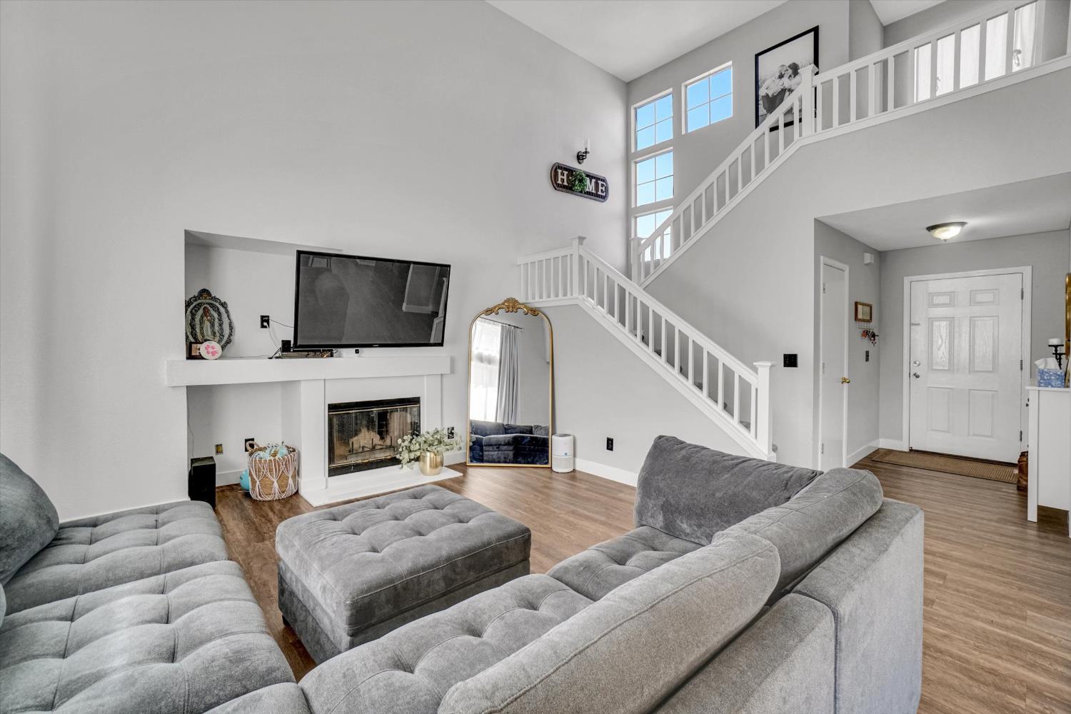 5210 Calvine Road Sacramento, CA 95823 - Photo 2 of 42 Gallery Image 2