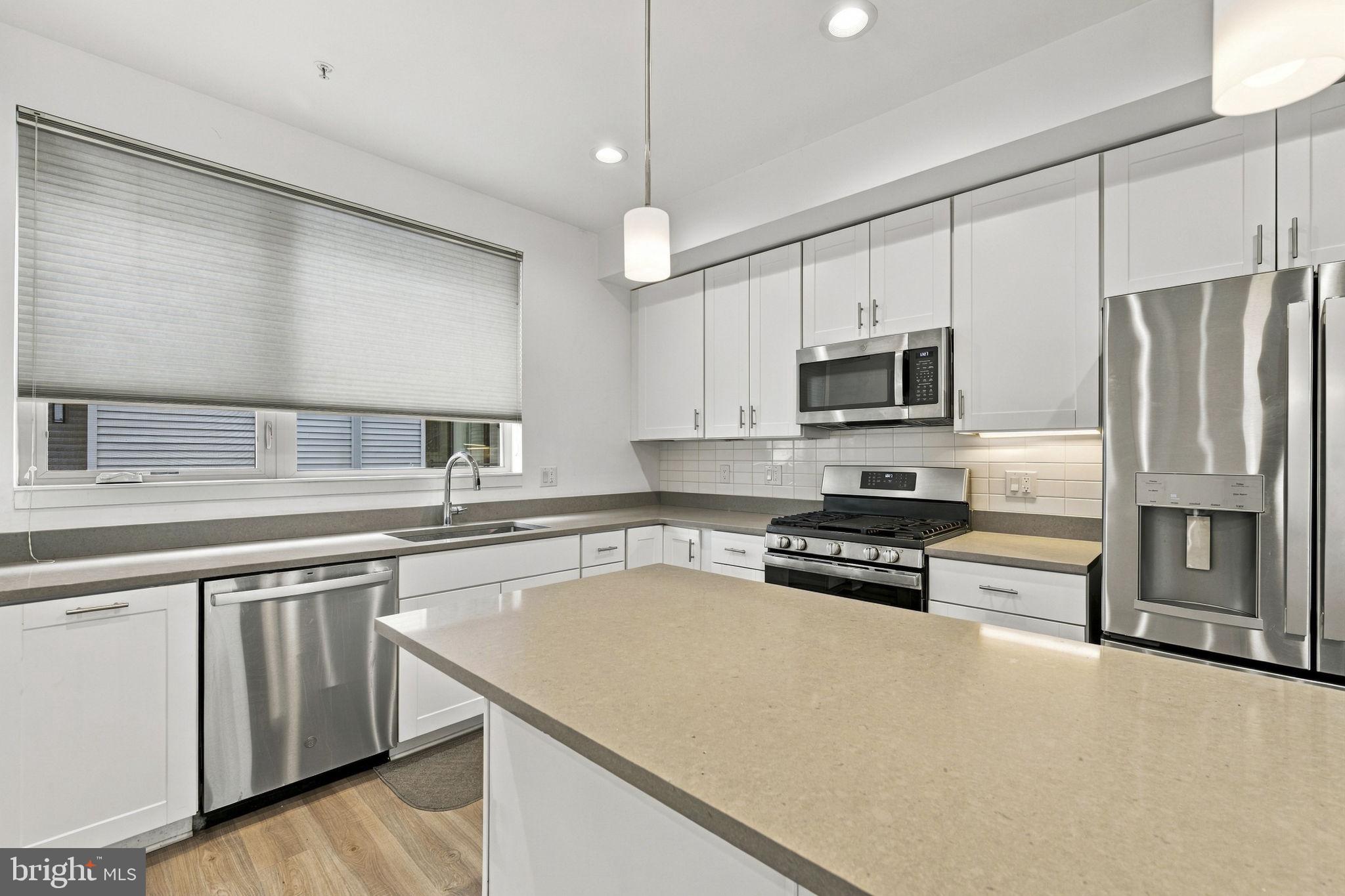 3115 Riseview Lane Philadelphia, PA 19125 - Photo 11 of 45 Gallery Image 11