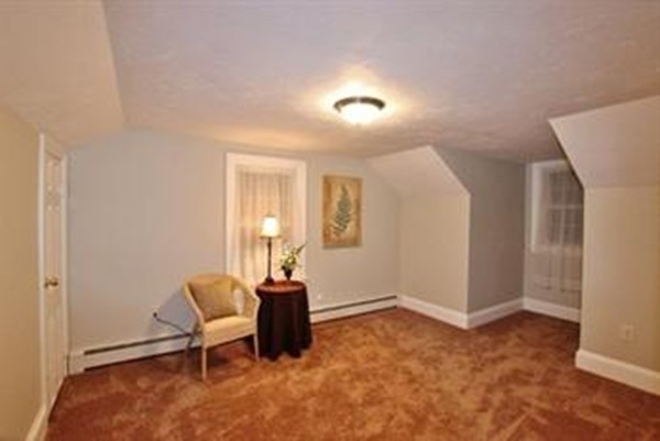401 Wrentham Road Bellingham, MA 02019 - Photo 3 of 10 Gallery Image 3