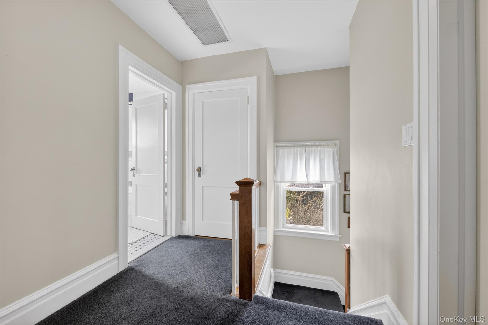 4 Spaulding Place Ossining, NY 10562 - Photo 23 of 43 a view of an entryway with wooden floor
