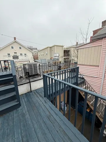 $3,125 | 585 Somerville, Unit A, Somerville, MA 02143