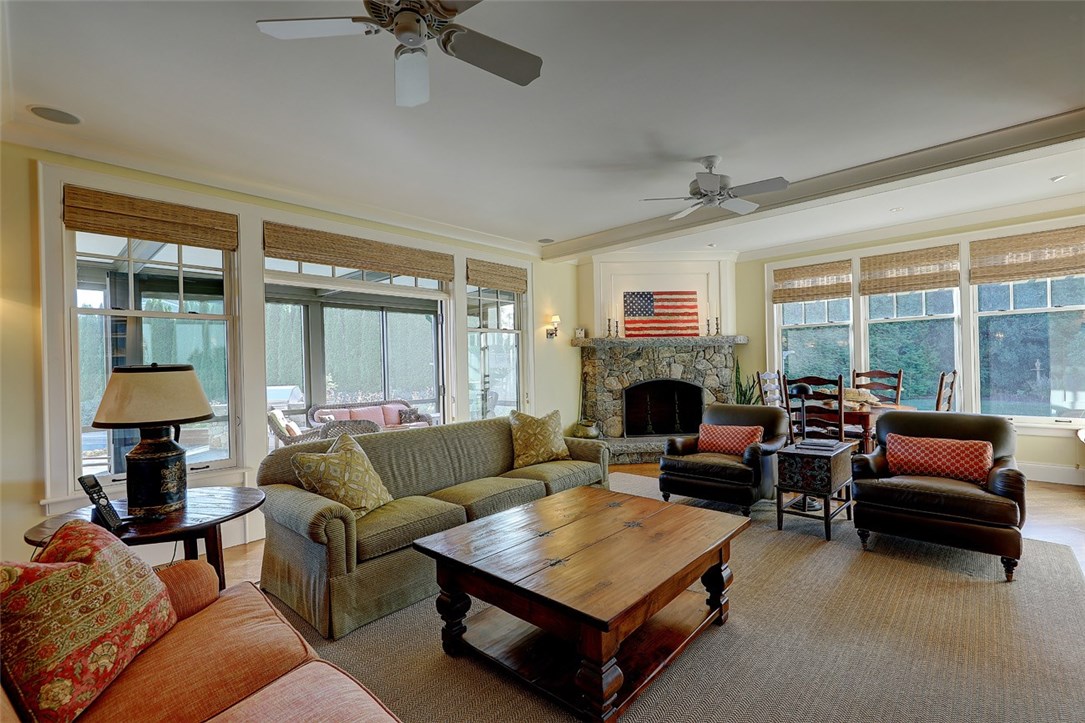 93 Wagner Road Westerly, RI 02891 - Photo 16 of 50